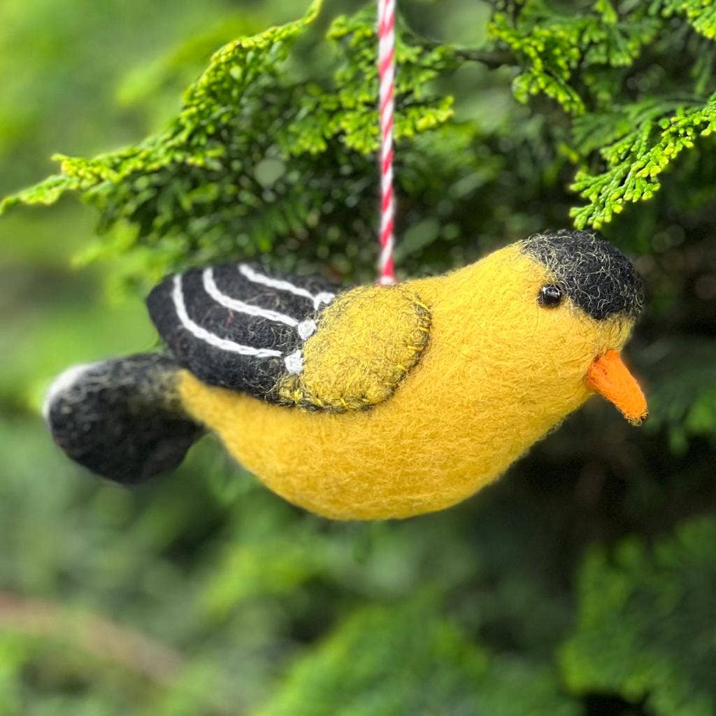 Felt Ornament Tuft Goldfinch