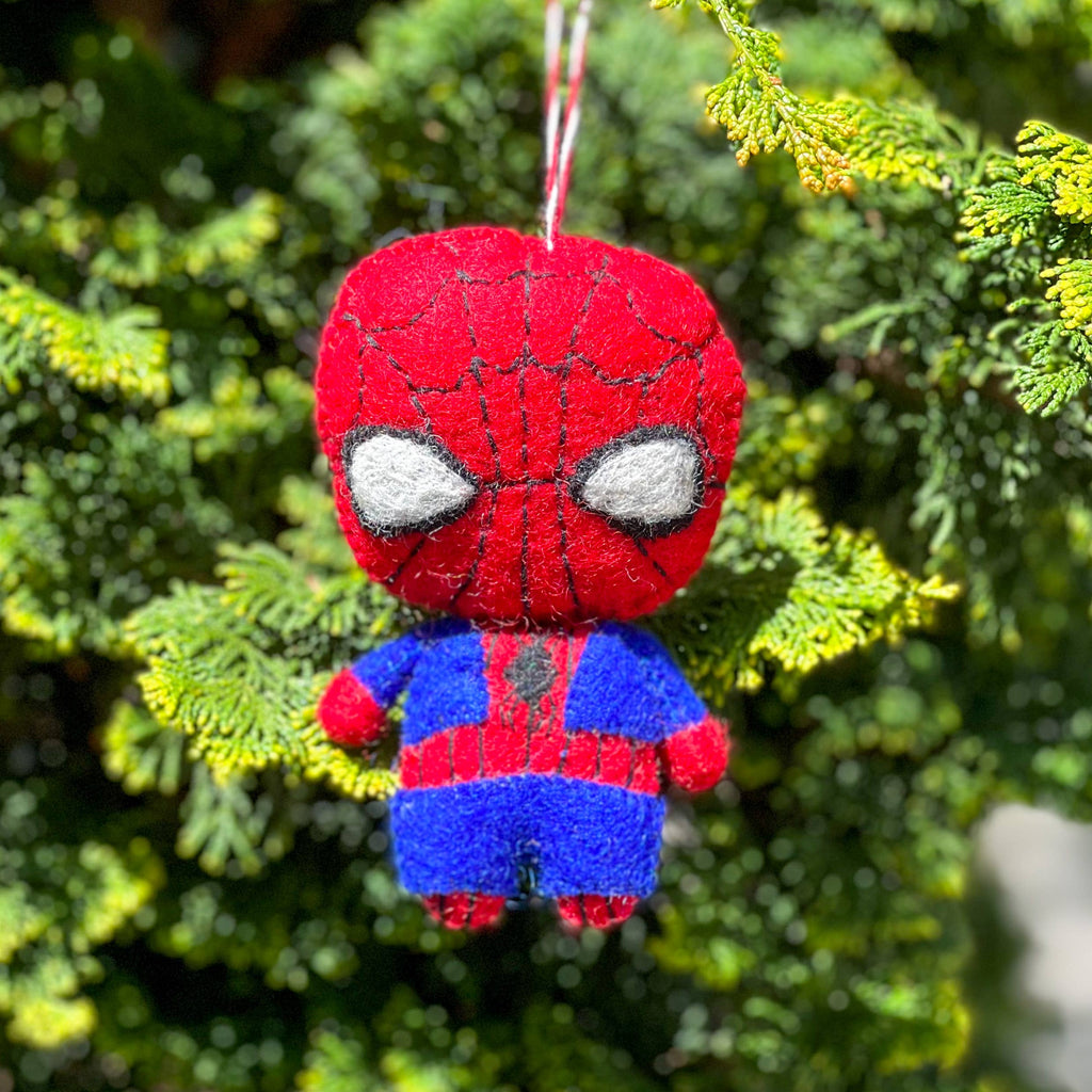 Felt Ornament Wall Crawler