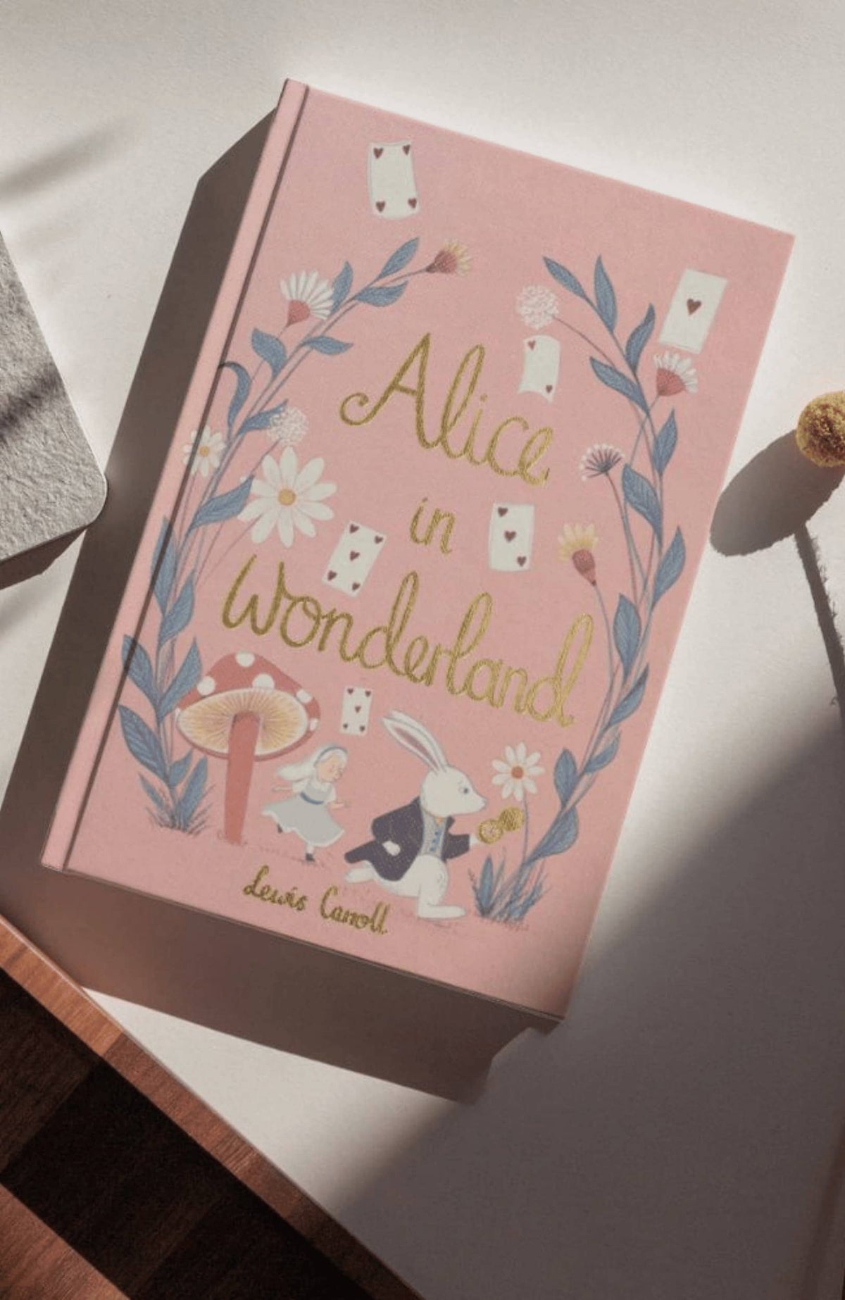 Alice in Wonderland | Collector's Edition | Hardcover Book