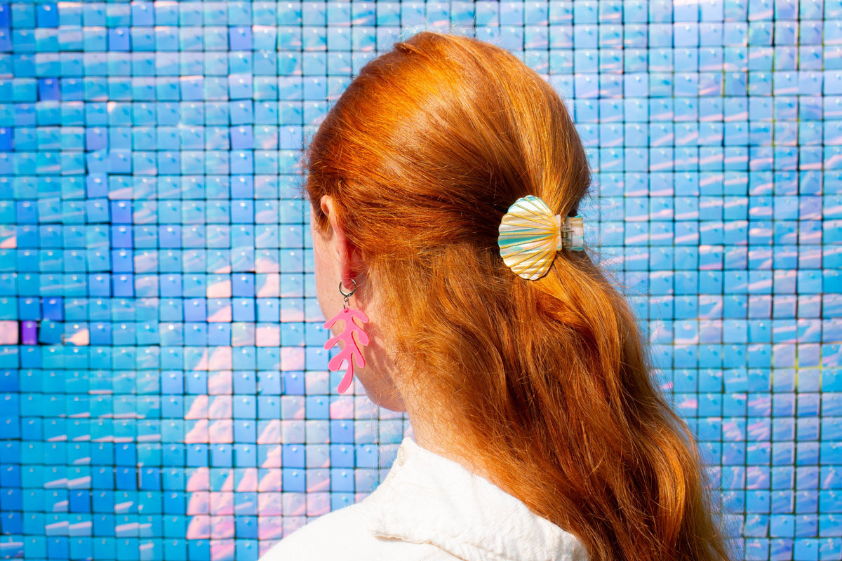 Happy as a Clam Beach Earrings